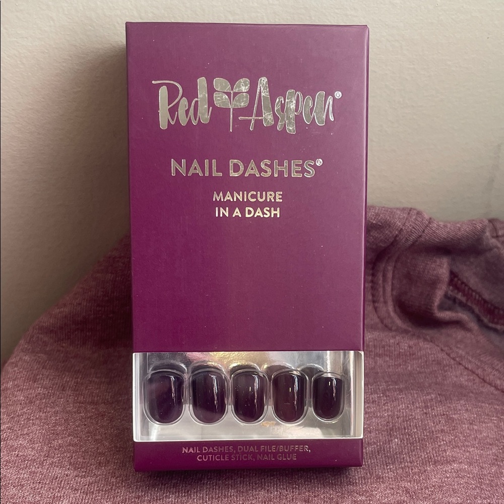 Red Aspen Nail Dashes Cosmic Carlyn